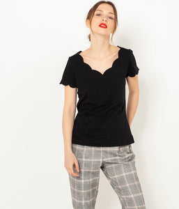 Quinoa Women Black Shirt